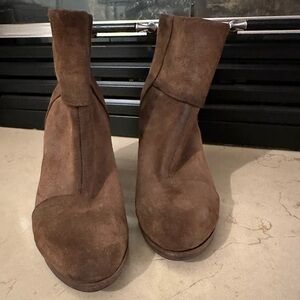 Rag & Bone Newbury Brown Ankle Boot Size 7 fits like 6.5